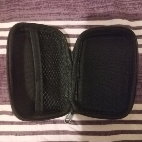 Storage case new, black, ideal for cards and earphones