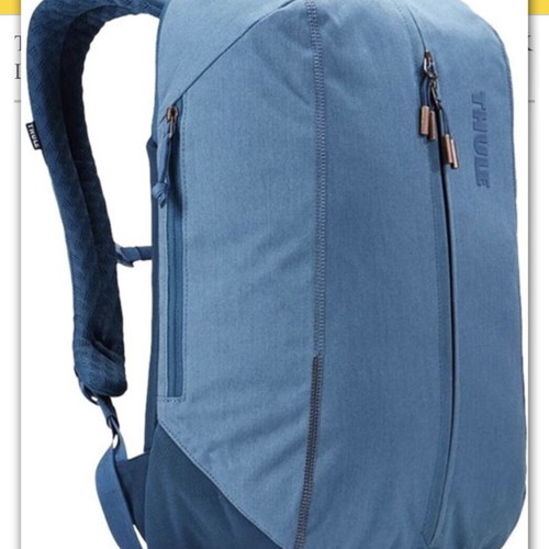 Thule backpack for 15.6'' laptop like new, blue