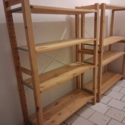 Adjustable bookcases like new