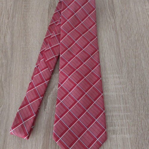 Canda men's tie like new, red