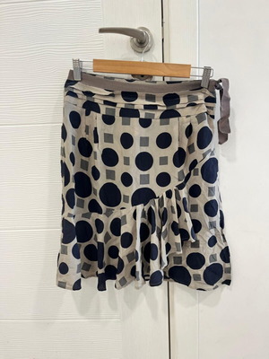 Max & Co Silk Skirt used, vintage 90s y2k ruffles geometric print