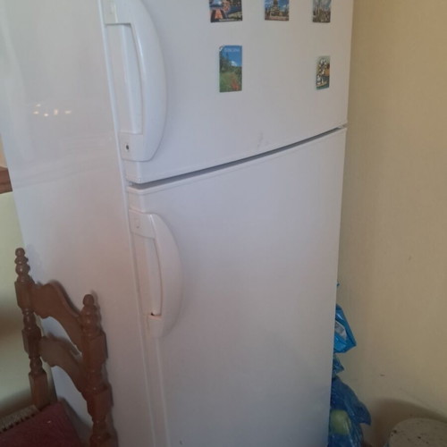 Kitchen furniture and appliances like new, fridge and washing machine