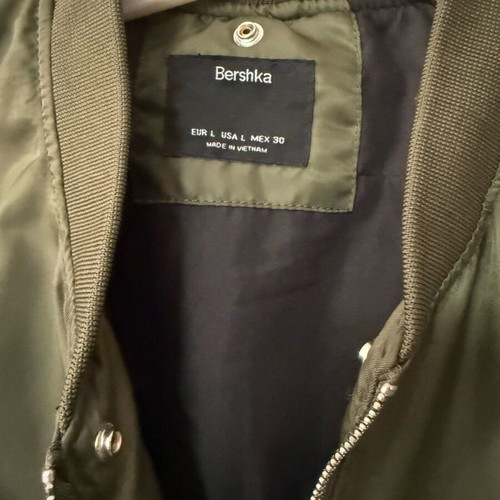 Bomber jacket khaki oil like new with detachable hood size Large