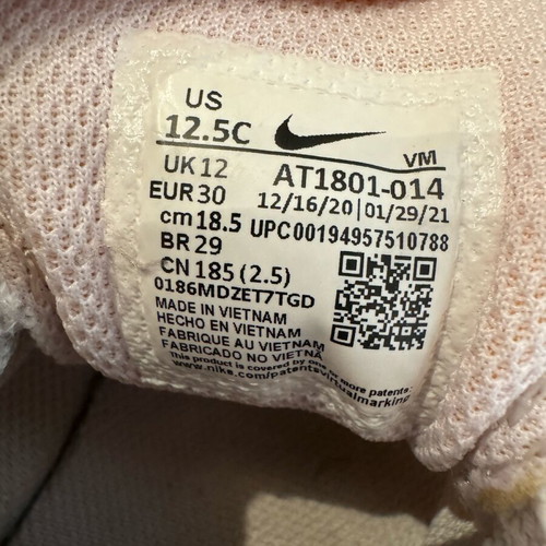 Nike kids shoes used, size 30