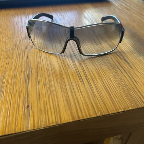 Prada sunglasses like new, women's black and gray