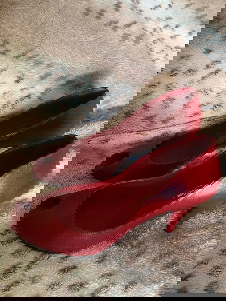 peep toe γόβα μπορντό