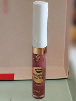 Essence Lipgloss Plumping Nudes καινούργιο