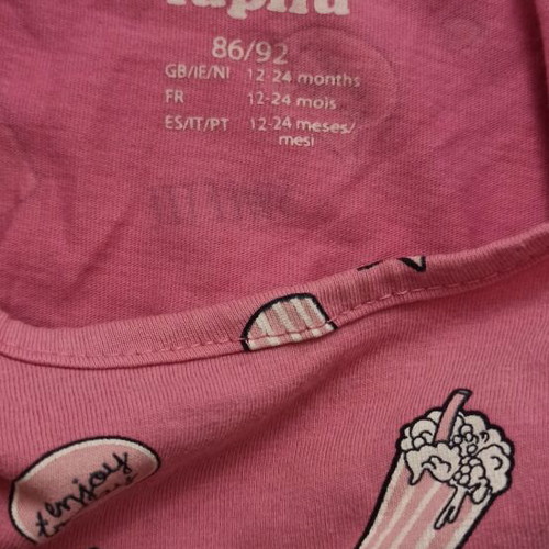 Baby clothing set like new, includes bikini, shirts, shorts up to 2 years
