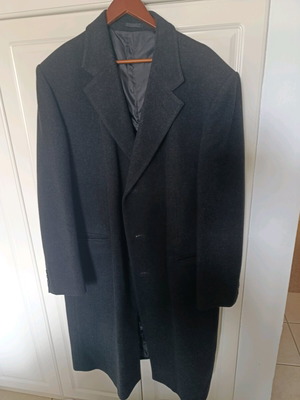Men's long coat like new, black, wool, XXL