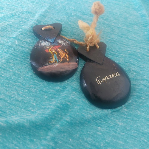 Vintage Spanish castanets with bullfighter figure