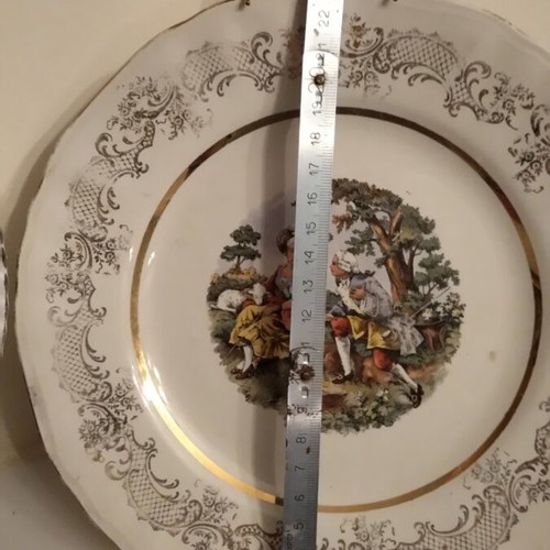 Vintage decorative porcelain plates, pack of 3