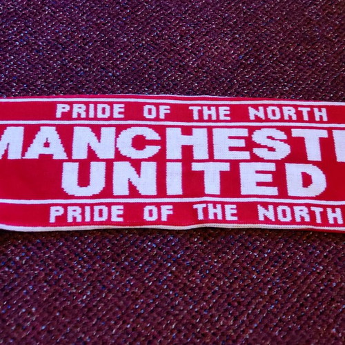Manchester United Red Devils scarf like new, authentic collectible