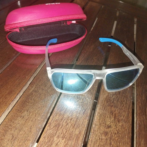 Mirror sunglasses like new