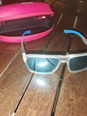 Mirror sunglasses like new