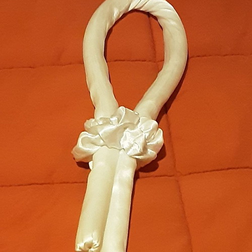 Natural curls new with 2 satin scrunchies
