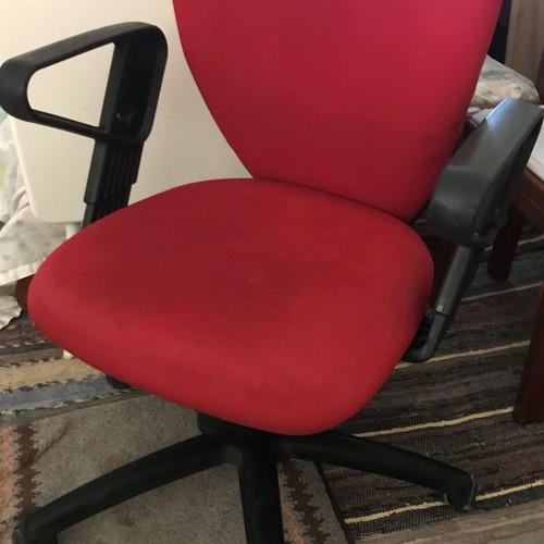 Ergonomic office chair like new