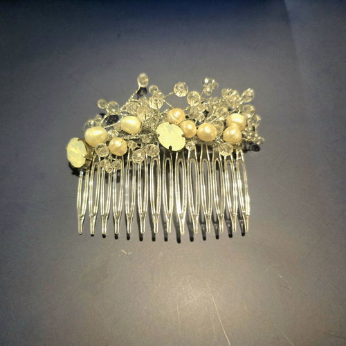 Bridal hair accessories unused