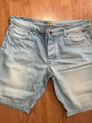 Men's Splash Bermuda No 38 XL like new, blue