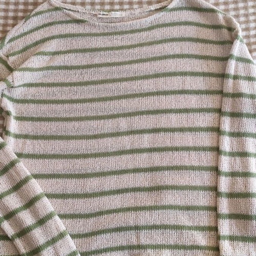 Knitted women's sweater Pull & Bear like new, beige and green, size M