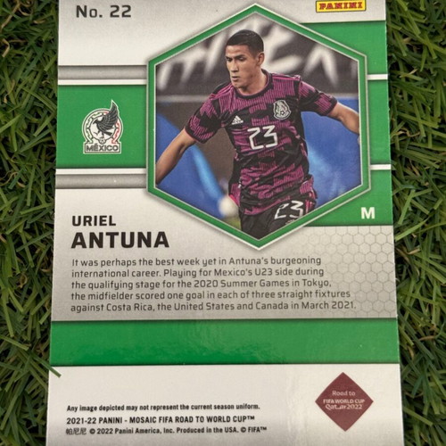 2021-22 Panini Mosaic FIFA Road to The World Cup Uriel Antuna Mexico Rookie Card