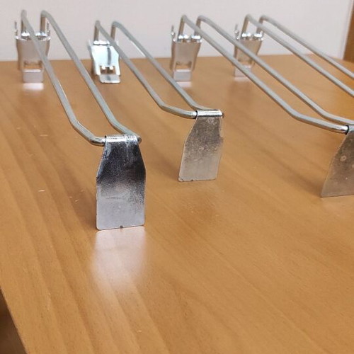 Double automatic shelf hooks with label