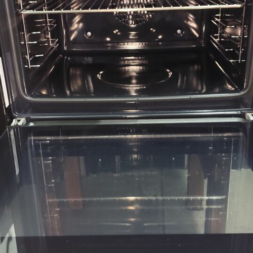 Neff Built-In Oven Like New, Fully Functional with Two Trays and Grill