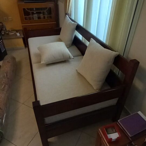 Three-seater traditional sofa with amboura wood, like new, 2x0.87m
