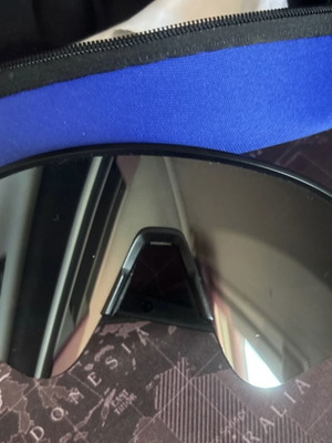 Oakley sunglasses like new, black
