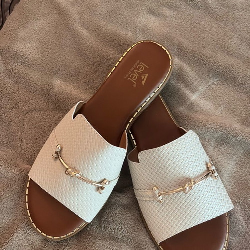 Level Anatomic flat sandals size 40 new, white with gold detail