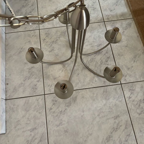 Living room chandelier used in good condition