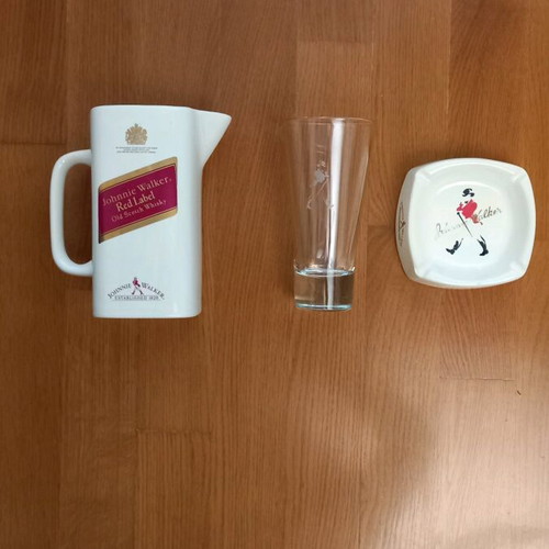 Vintage Johnnie Walker Red Label set like new, 3 pieces