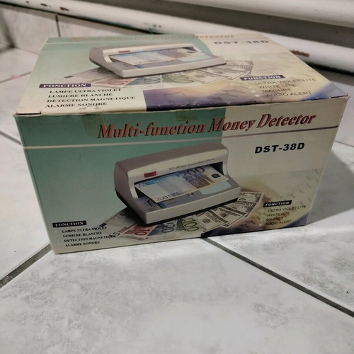 Multifunction Money Detector DST-38D like new