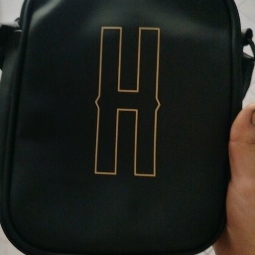 Hoodrich crossbody bag like new, worn twice