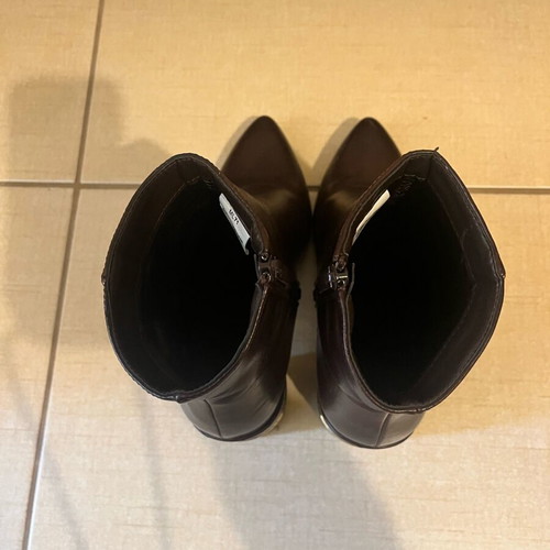 Luigi brown ankle boots used with zipper and gold detail, size 38