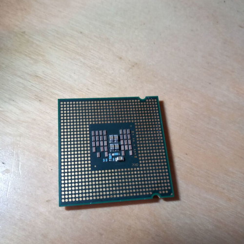 Intel Q8300 CPU used