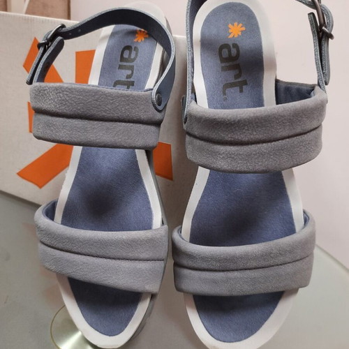 The Art Company leather sandals like new, nubuck and leather, size 42