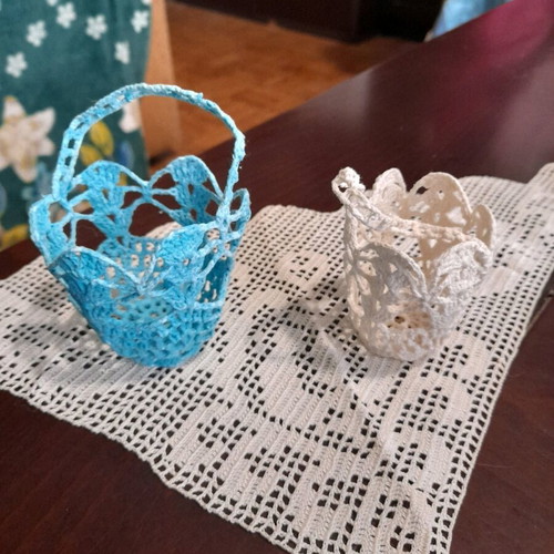 Handmade small knitted baskets used, pack from 1960