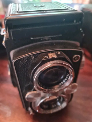 Φωτογραφική μηχανή Yashica twin lens reflex μεταχειρισμένη vintage 1950–1960 μεσαίου φορμά