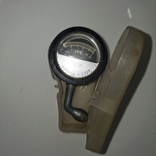 Vintage Russian Tire Pressure Manometer used