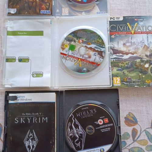 Pc games Skyrim, Civilization 5 Game of the Year Edition, Total War Rome 2 like new
