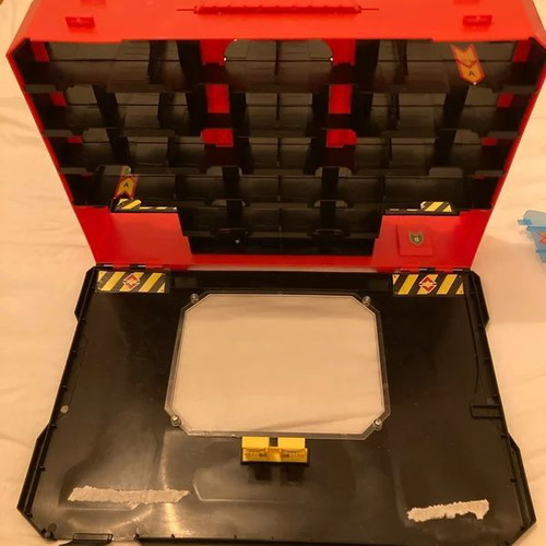 Car and road case used 34.5x23.5x8 with 8x3x3.5 compartment