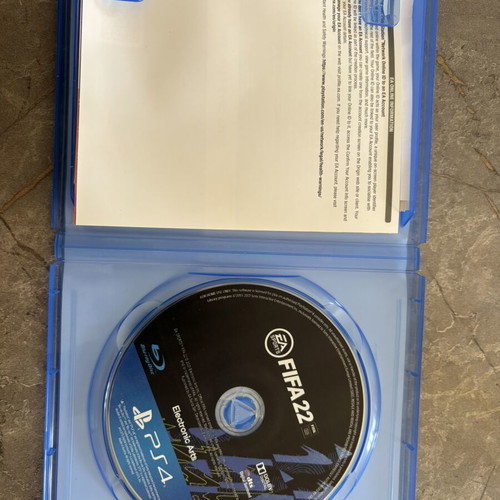 FIFA 22 PS4 game like new, football sports