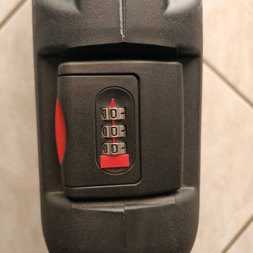Fransen Solingen case new with foam material and 2 compartments