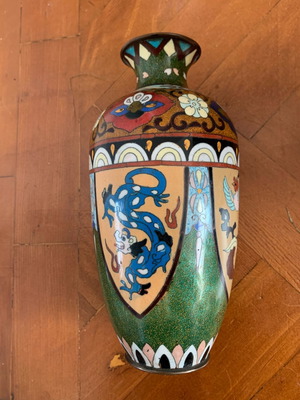 Cloisonne Vase Japanese Antique 1900 with Dragons in Almost Excellent Condition