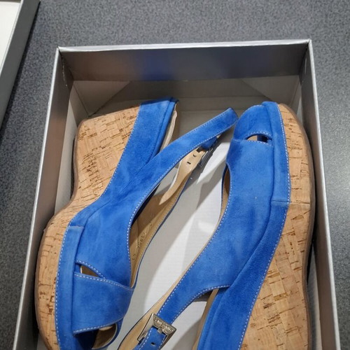 Samsonite Bahia Double Cover Crust Blue Suede Platform Sandals size 41 like new