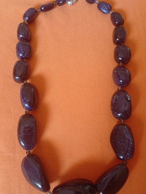 Vintage necklace with blue goldstone beads like new