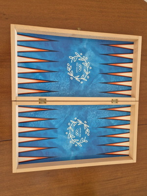 Olympic Games Athens 2004 Backgammon and Chess Set like new