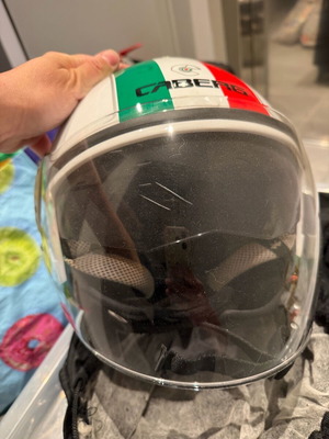 Κράνος Caberg Riviera V2+ Italia μεταχειρισμένο, μέγεθος medium, με sun visor