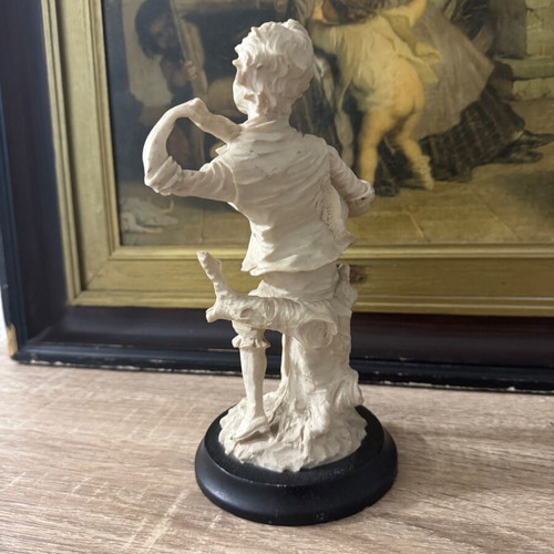 Figurine used, beautiful