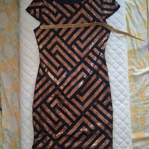 Dress with sequins, black and gold, sizes S/M